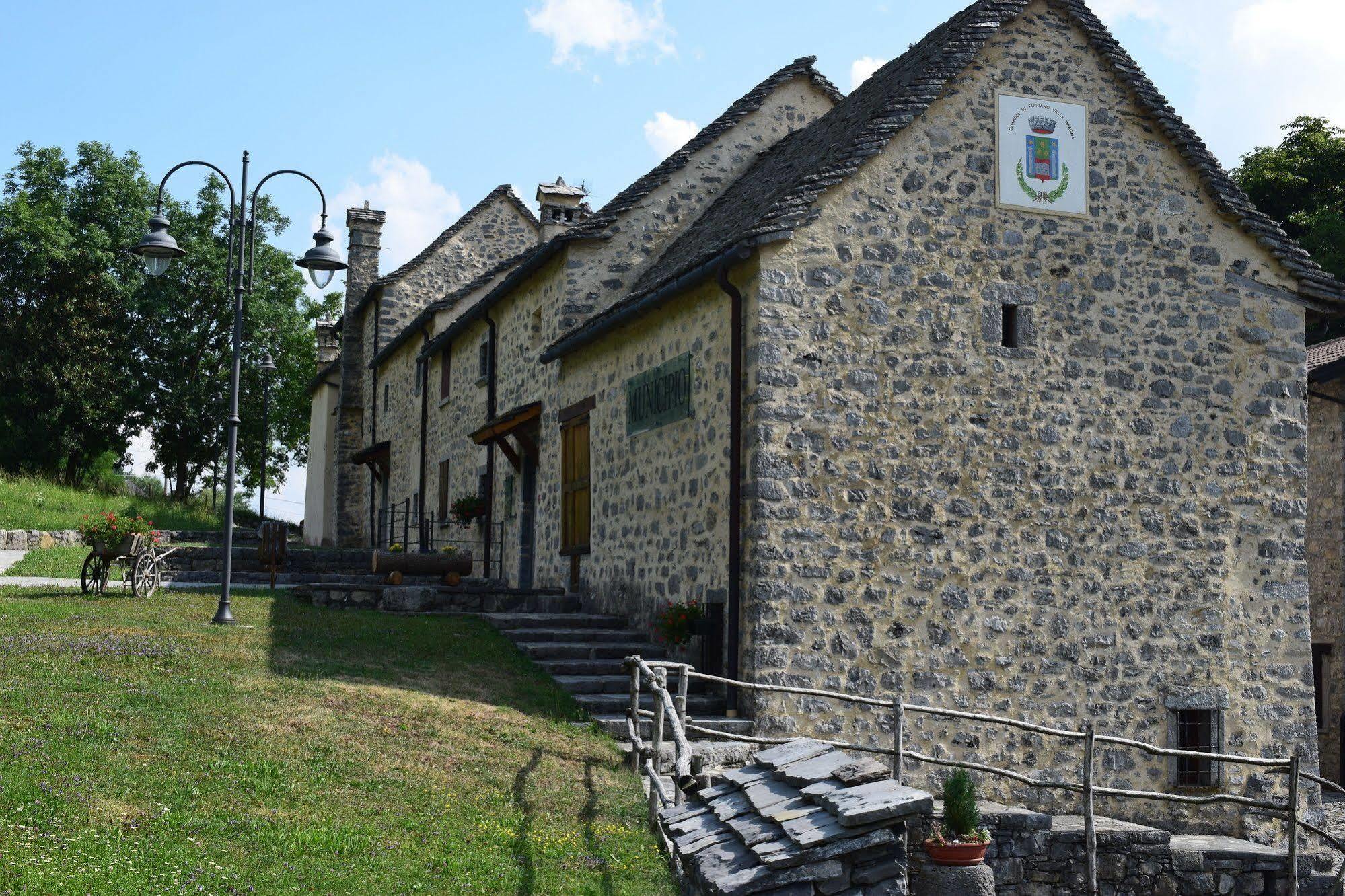 Albergo Canella Fuipiano Valle Imagna Exterior foto