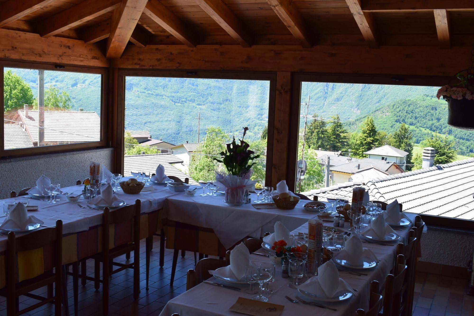 Albergo Canella Fuipiano Valle Imagna Exterior foto